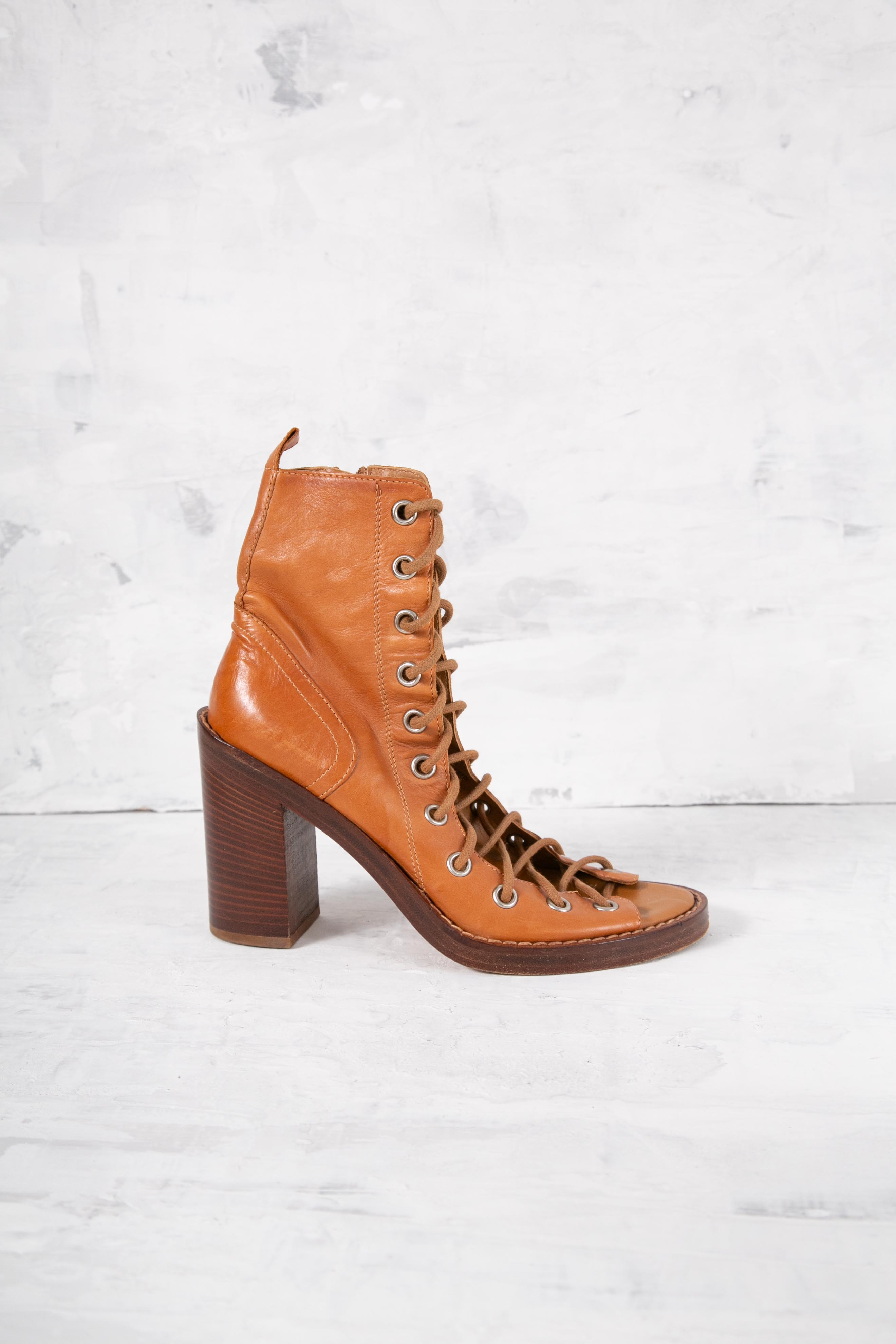 TAN LACE-UP BOOTIES