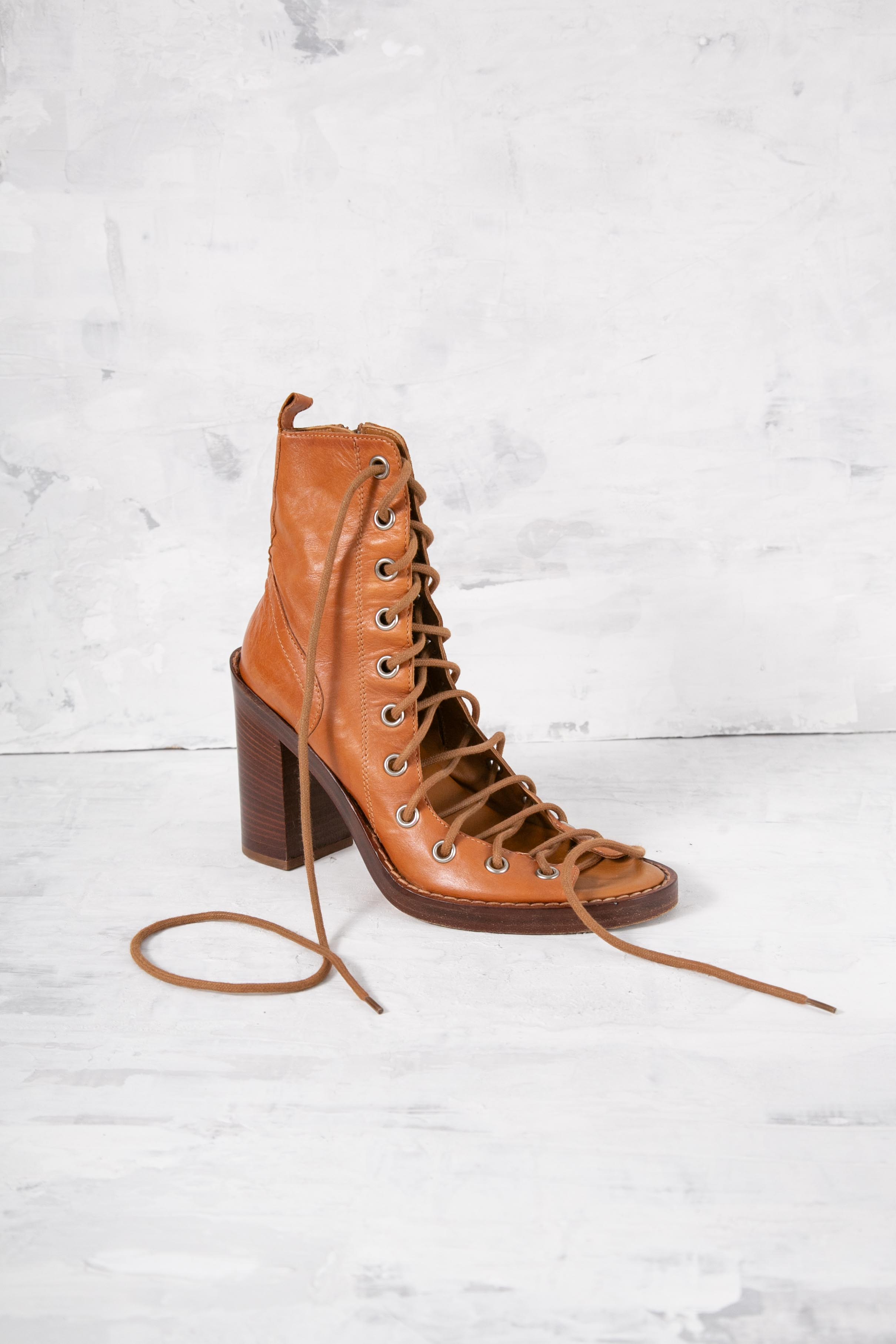 TAN LACE-UP BOOTIES