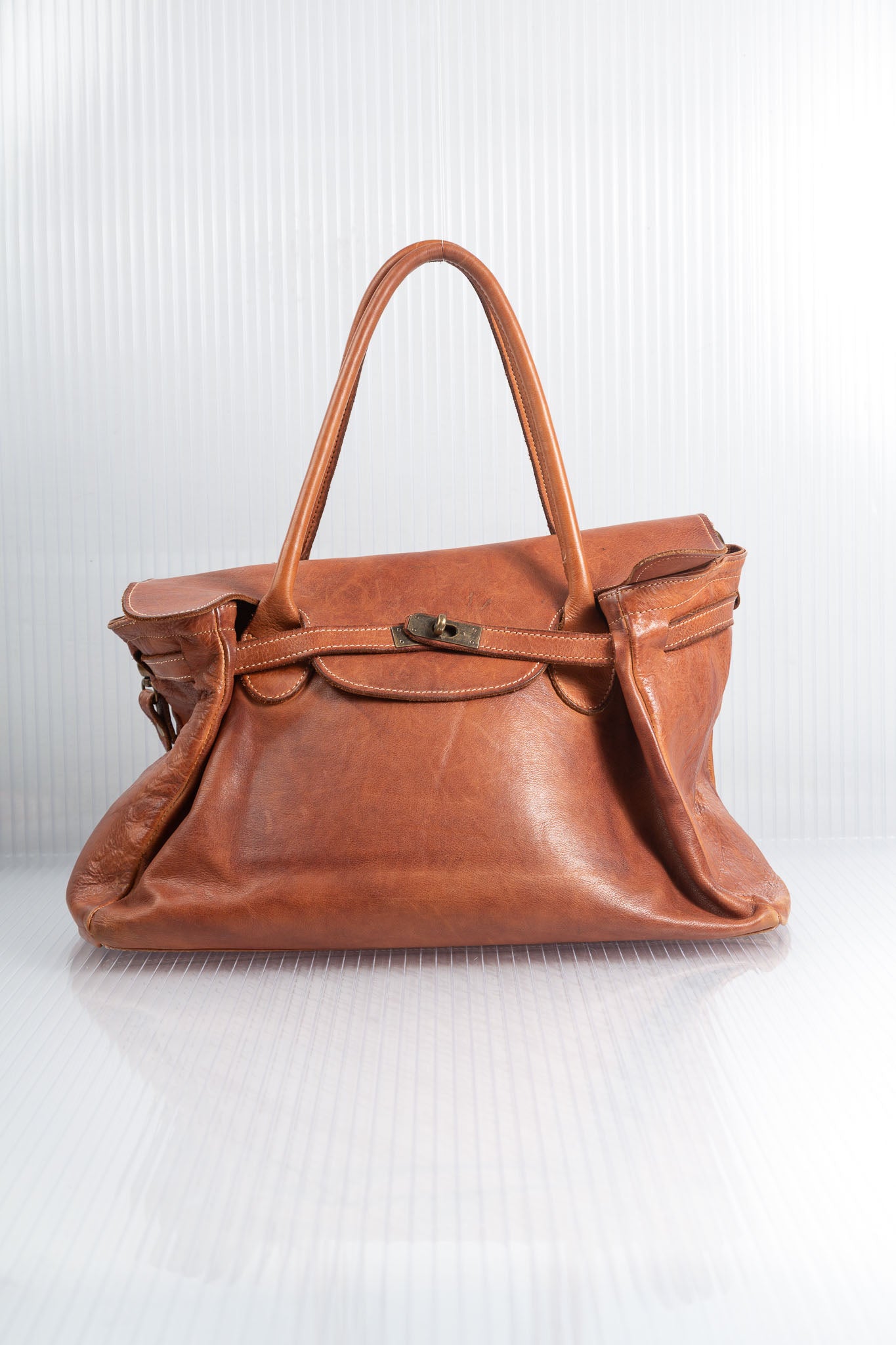 BROWN LEATHER FIRKIN TRAVEL BAG