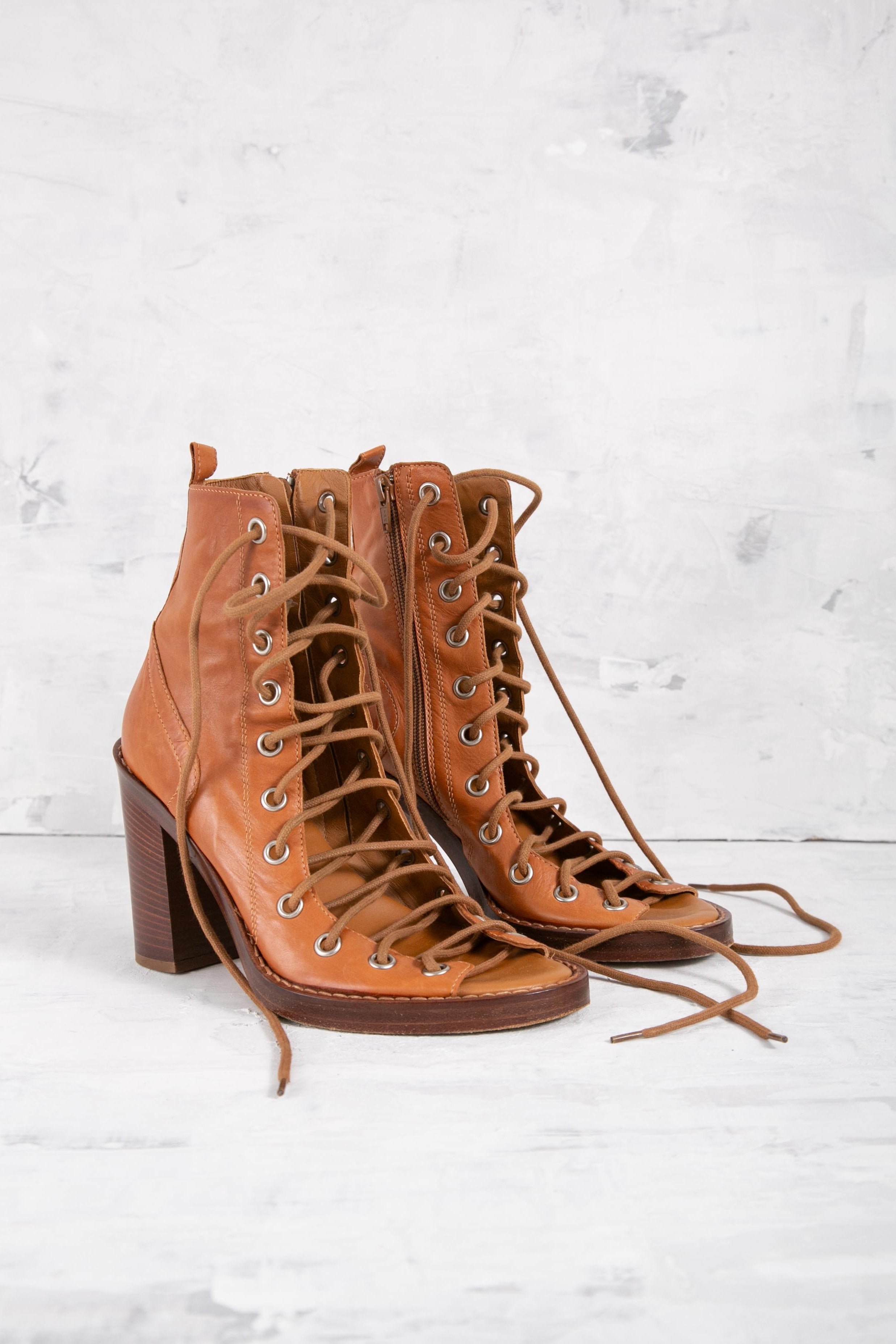 TAN LACE-UP BOOTIES