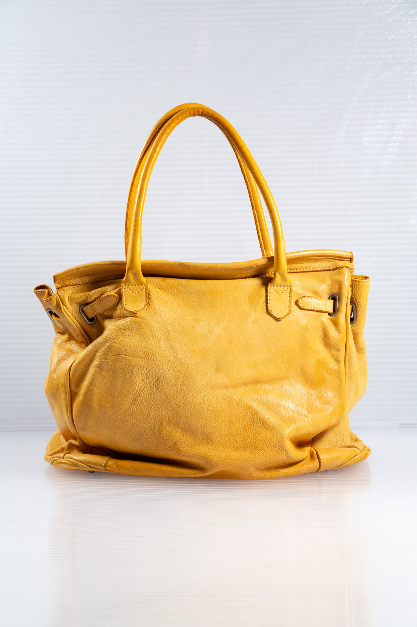 WASHED MUSTRAD FIRKIN LEATHER BAG