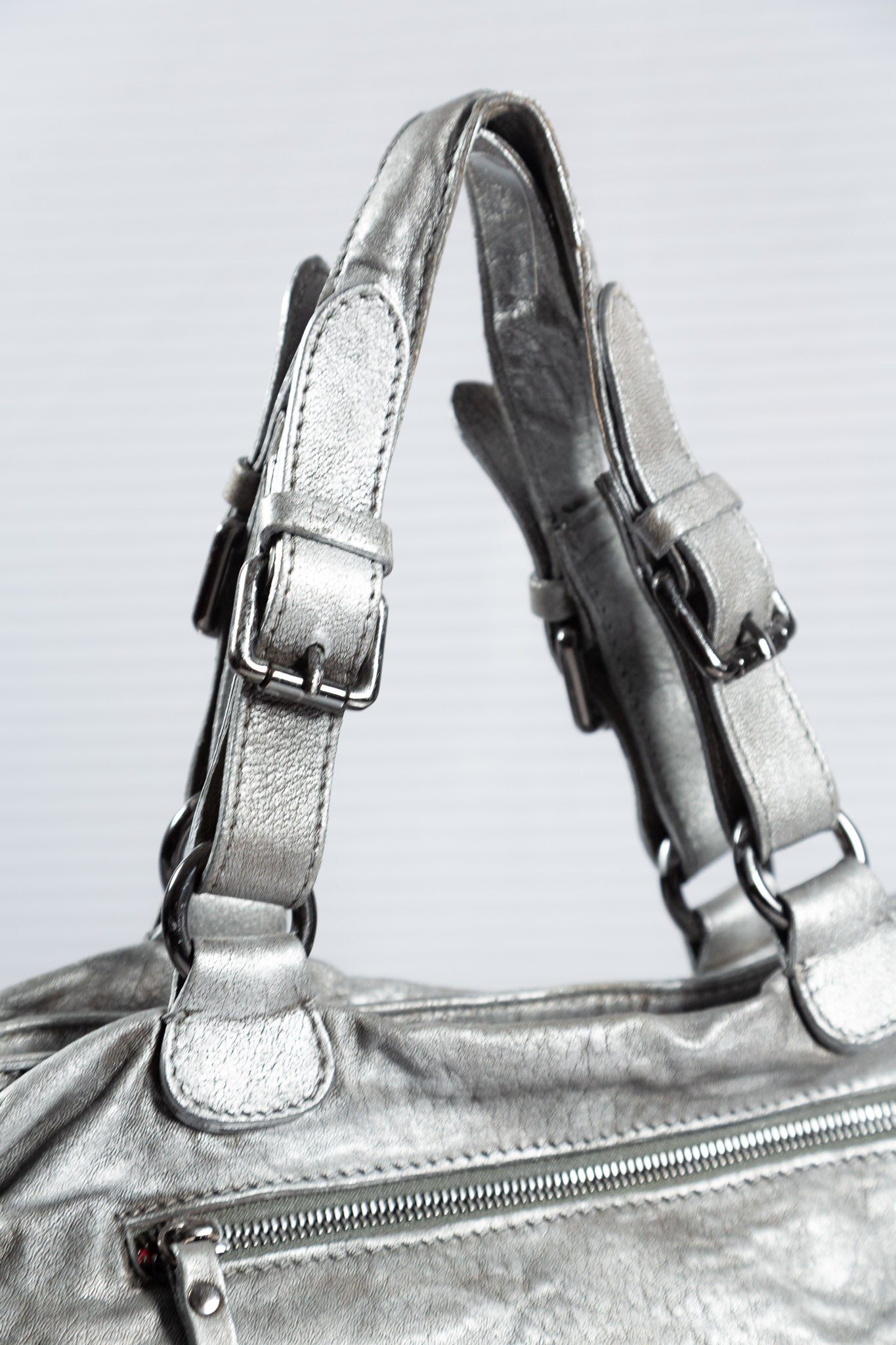 C'N'C' SLOUCHY SILVER LEATHER BAG