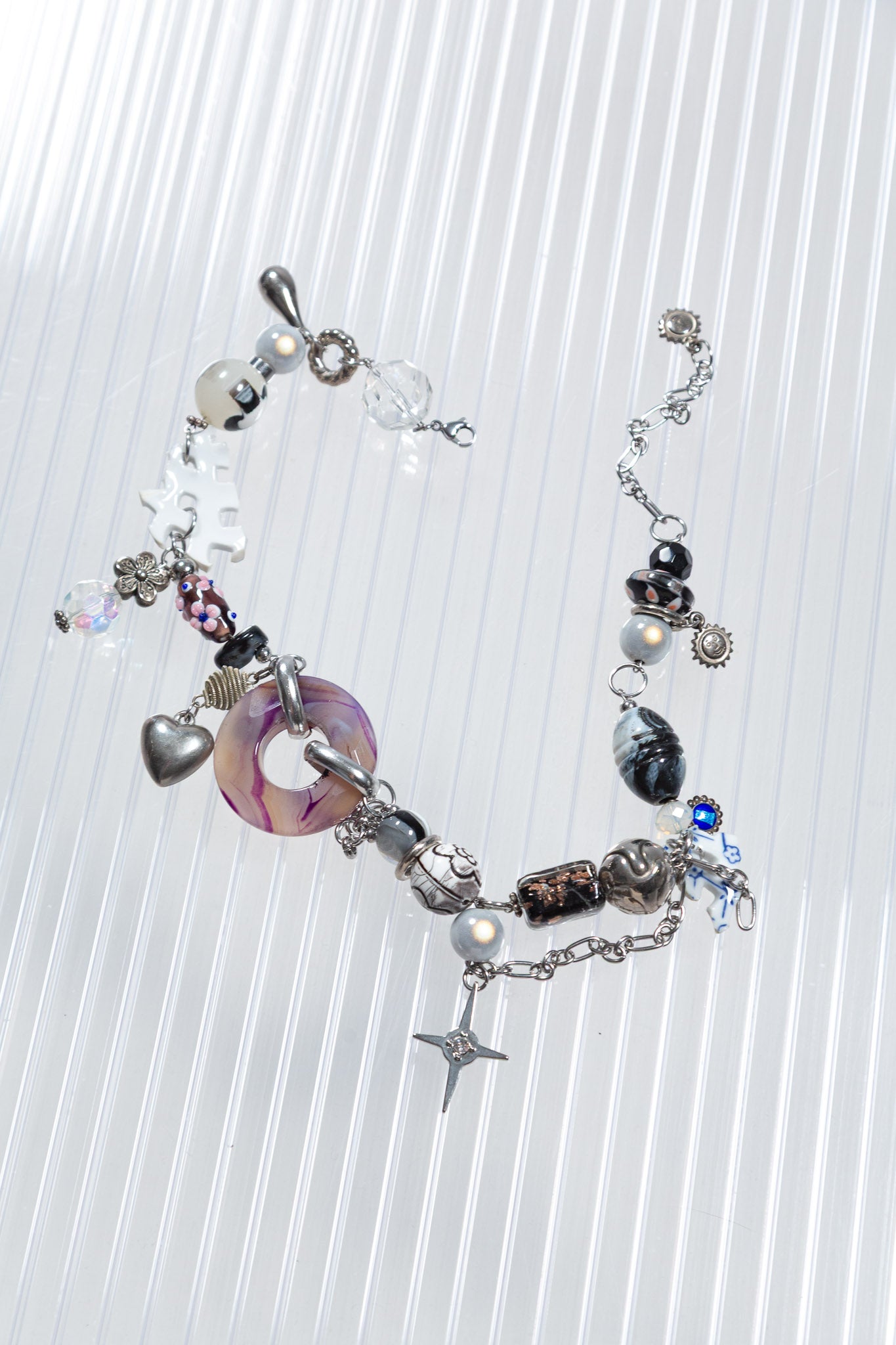 SILVER-TONED DECORATIVE CHAIN