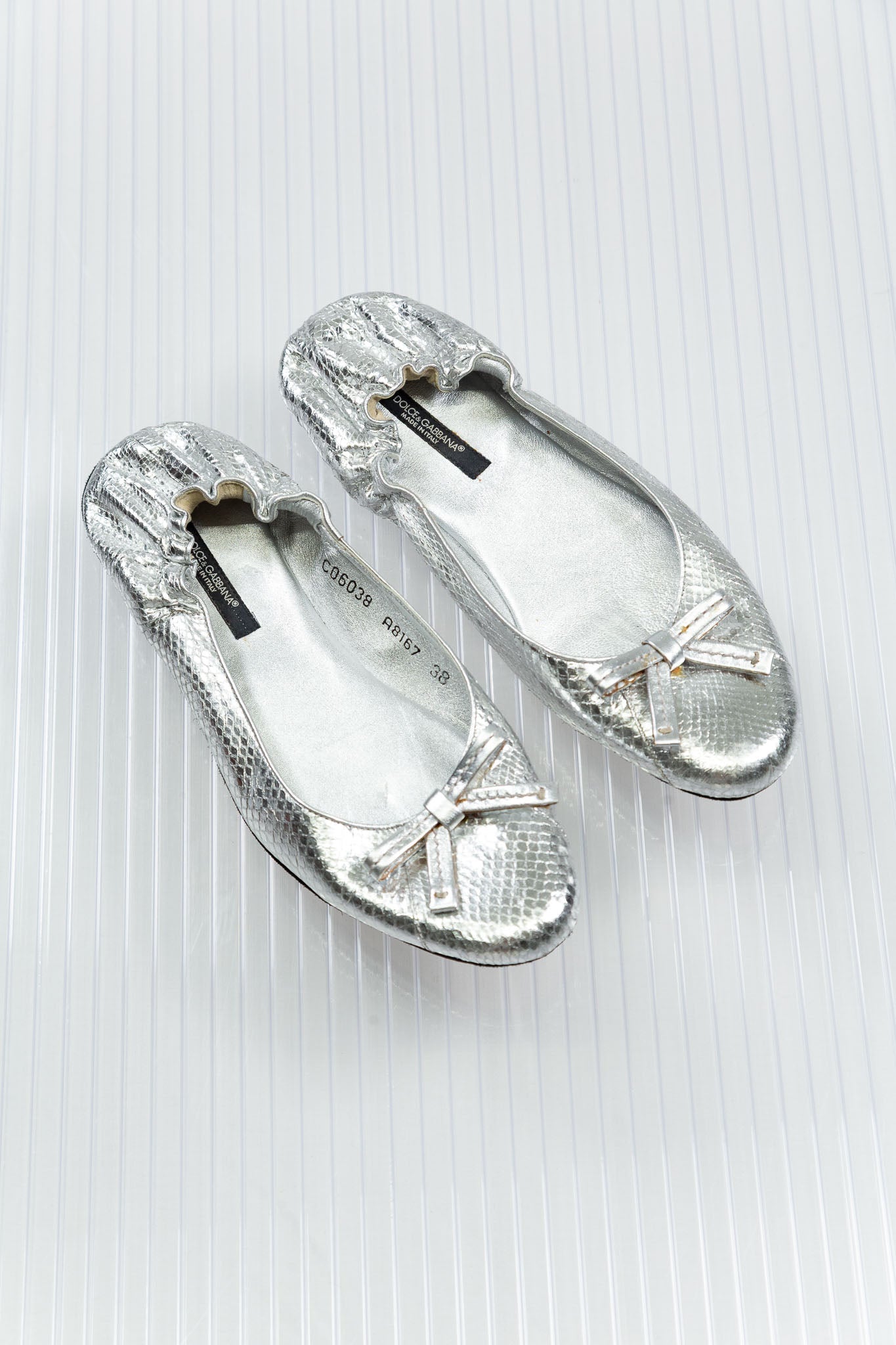 DOLCE & GABBANA SILVER LEATHER BALLERINAS