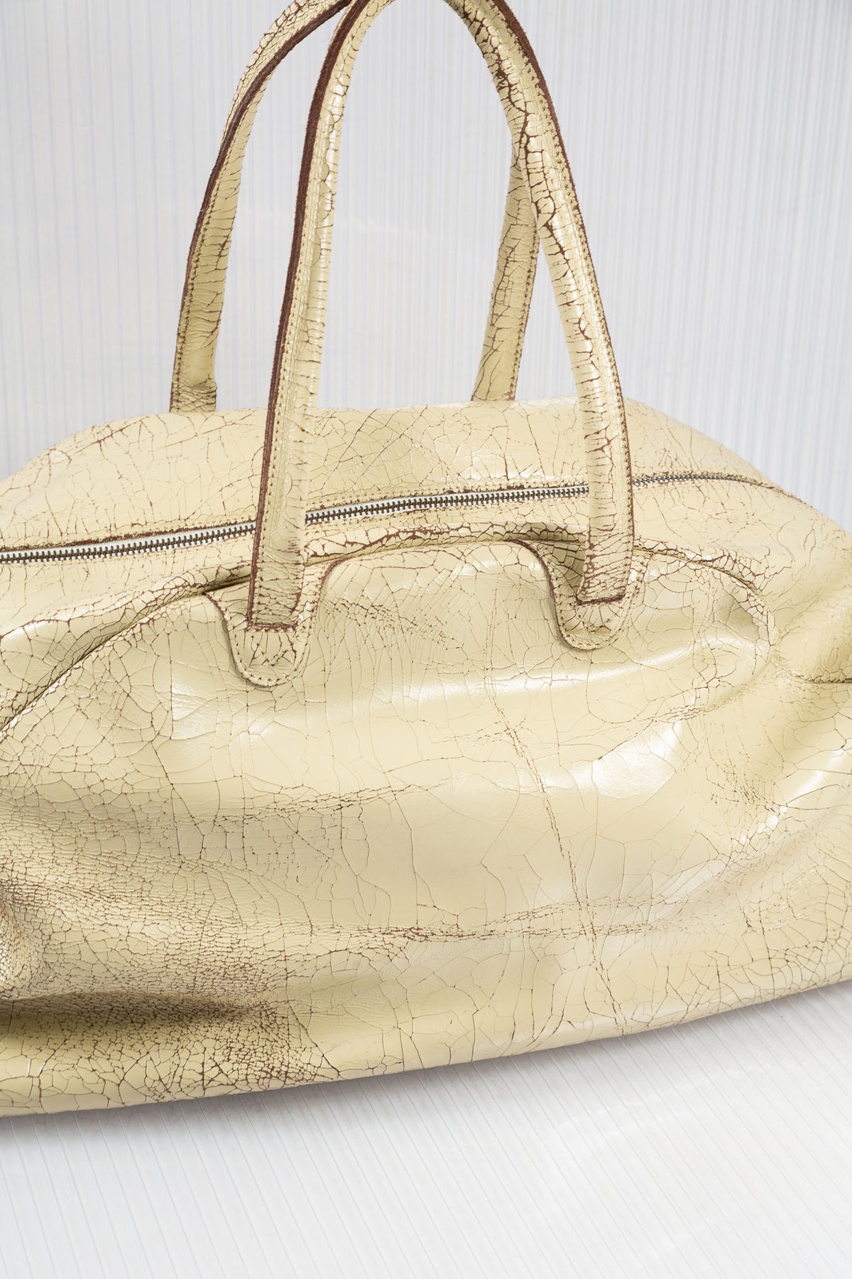 CREAM CRACKED LEATHER BAG