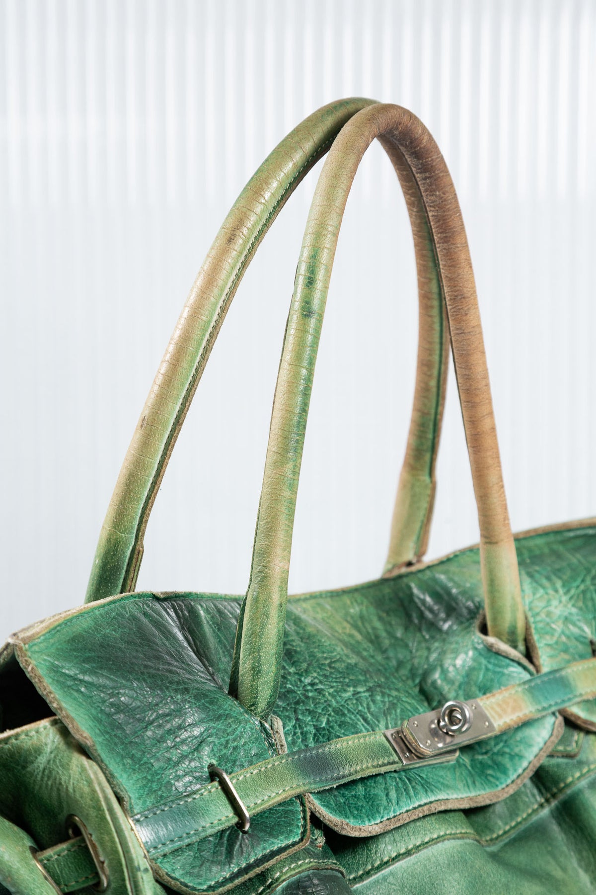WASHED FIRKIN GREEN EMERALD LEATHER BAG