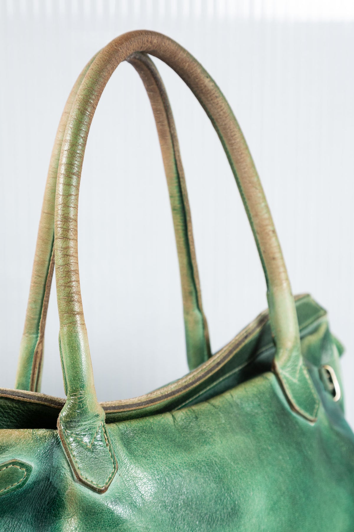 WASHED FIRKIN GREEN EMERALD LEATHER BAG