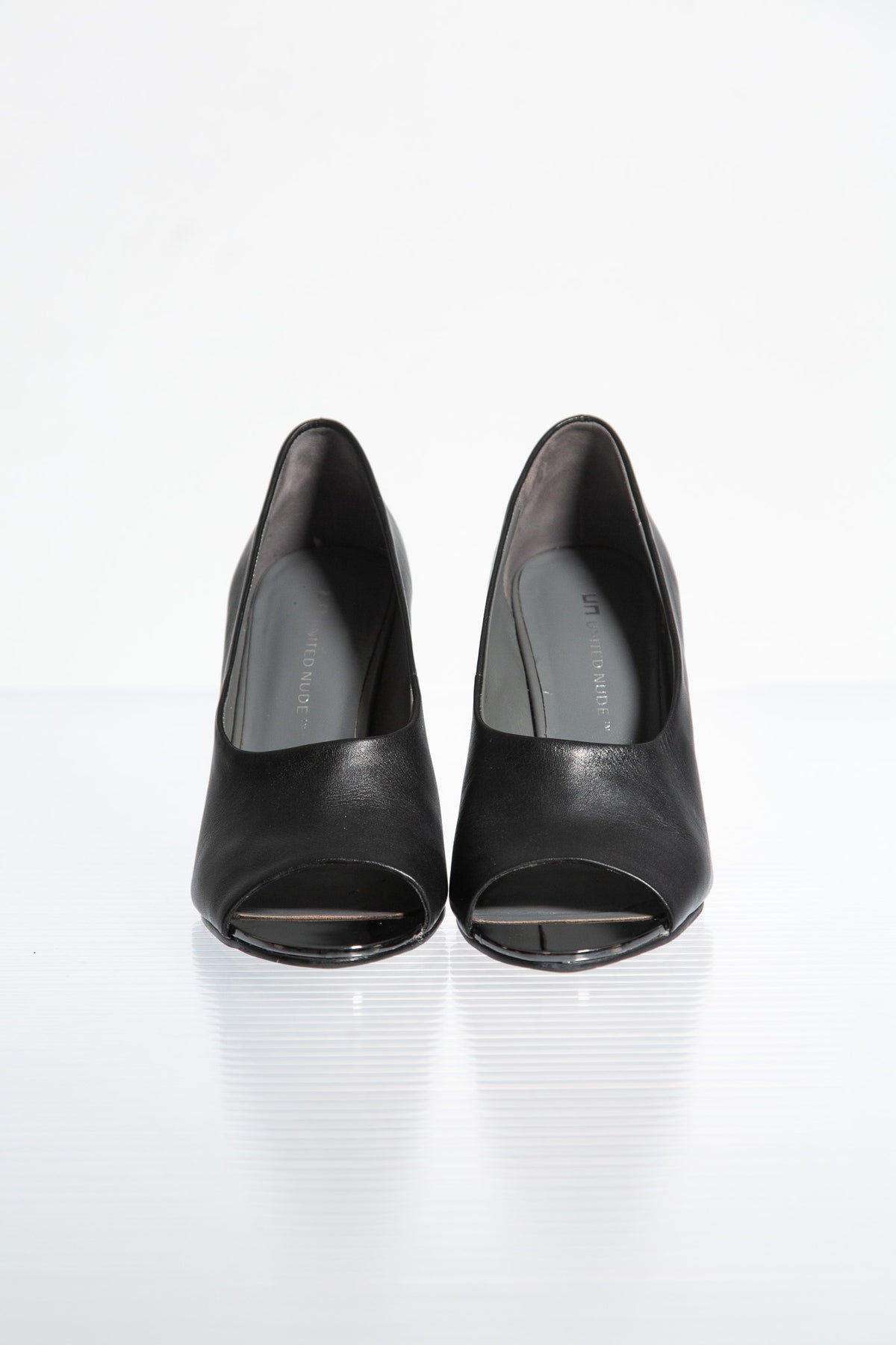 UNITED NUDE SCULPTURAL HEEL PUMPS