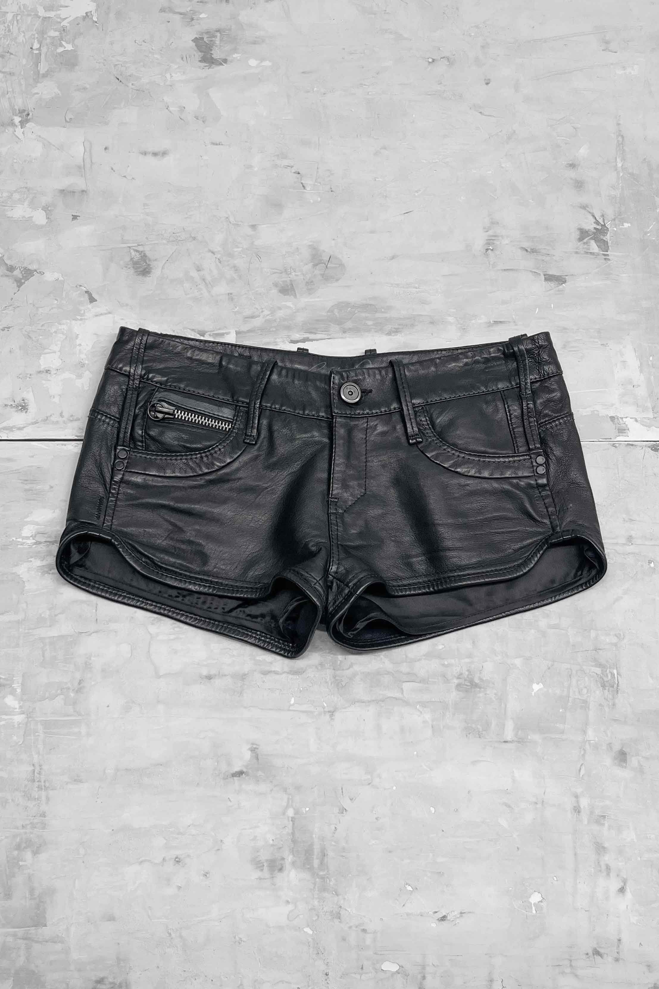 BLACK LEATHER MICRO SHORTS