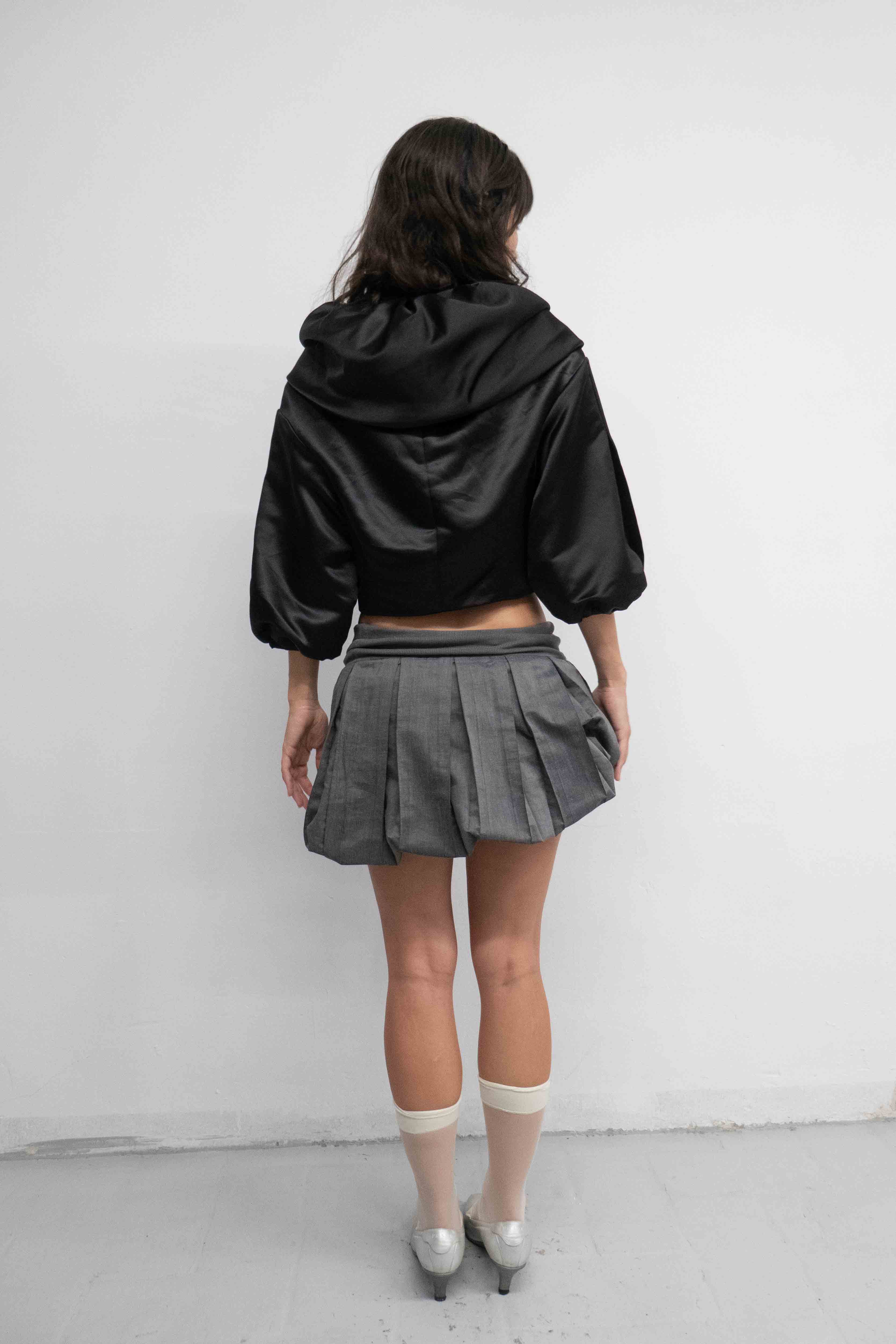 SATIN RUFFLED NECK BOLERO