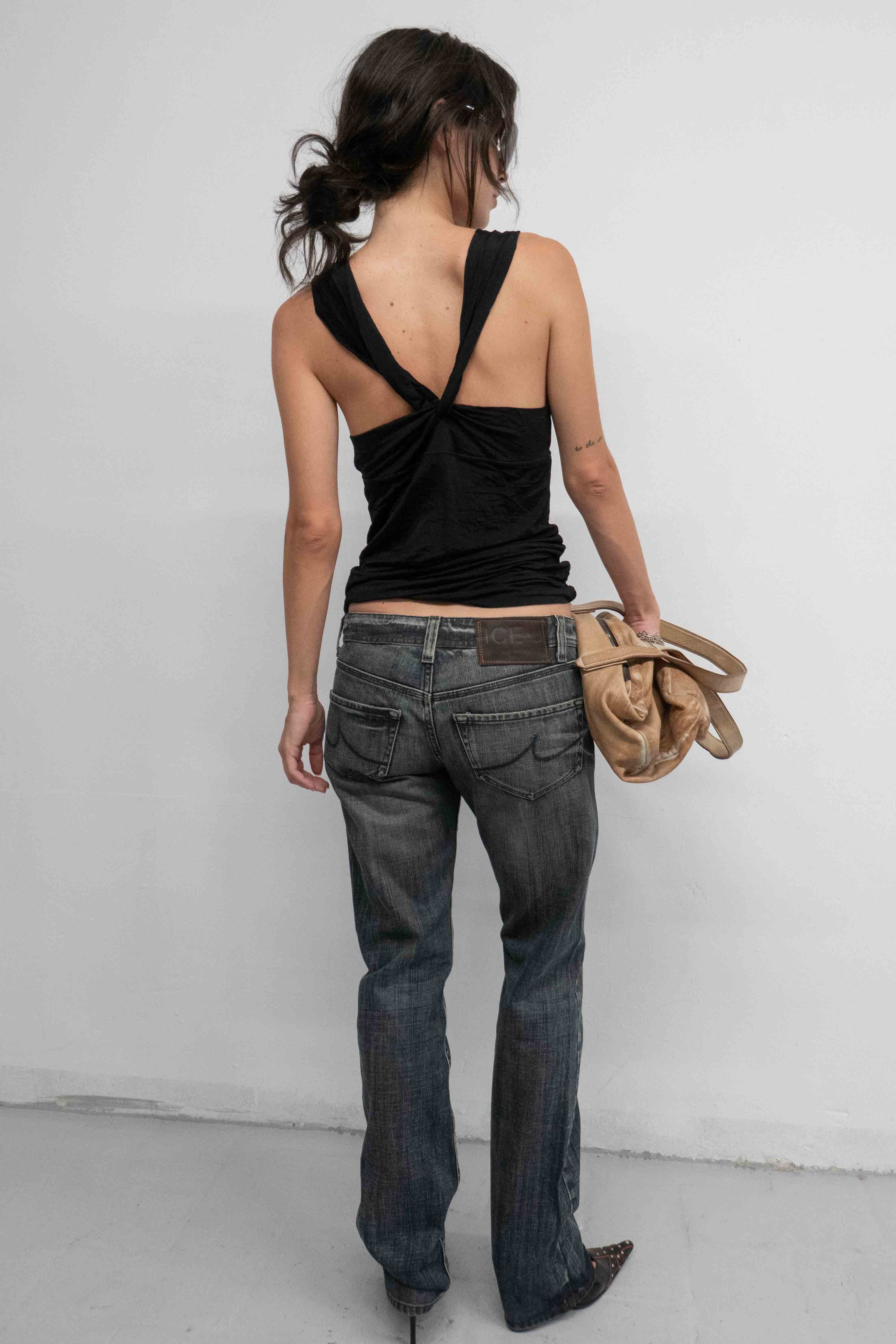 SOFT HALTER TOP