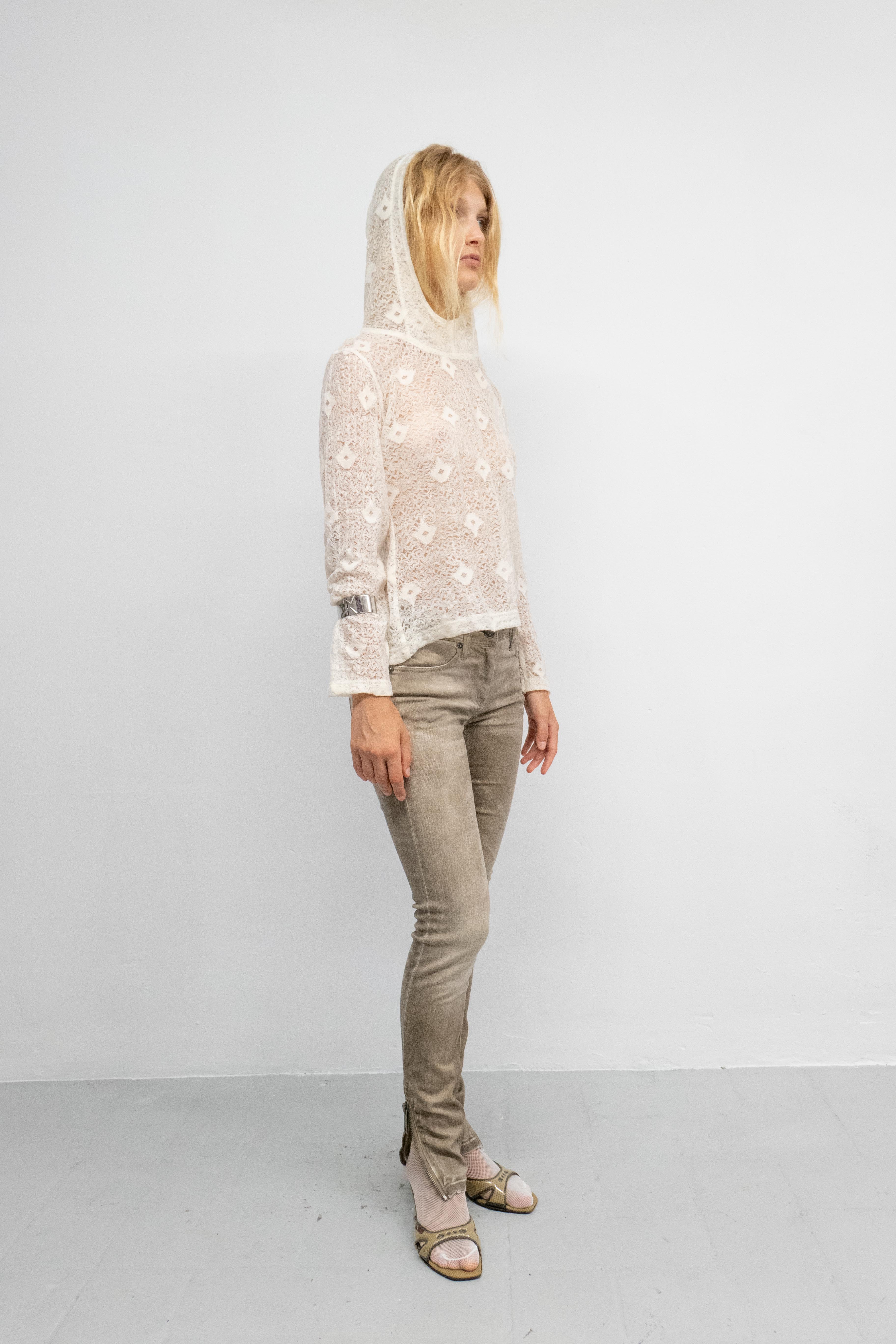 KNITTED HOODED SHEER TOP