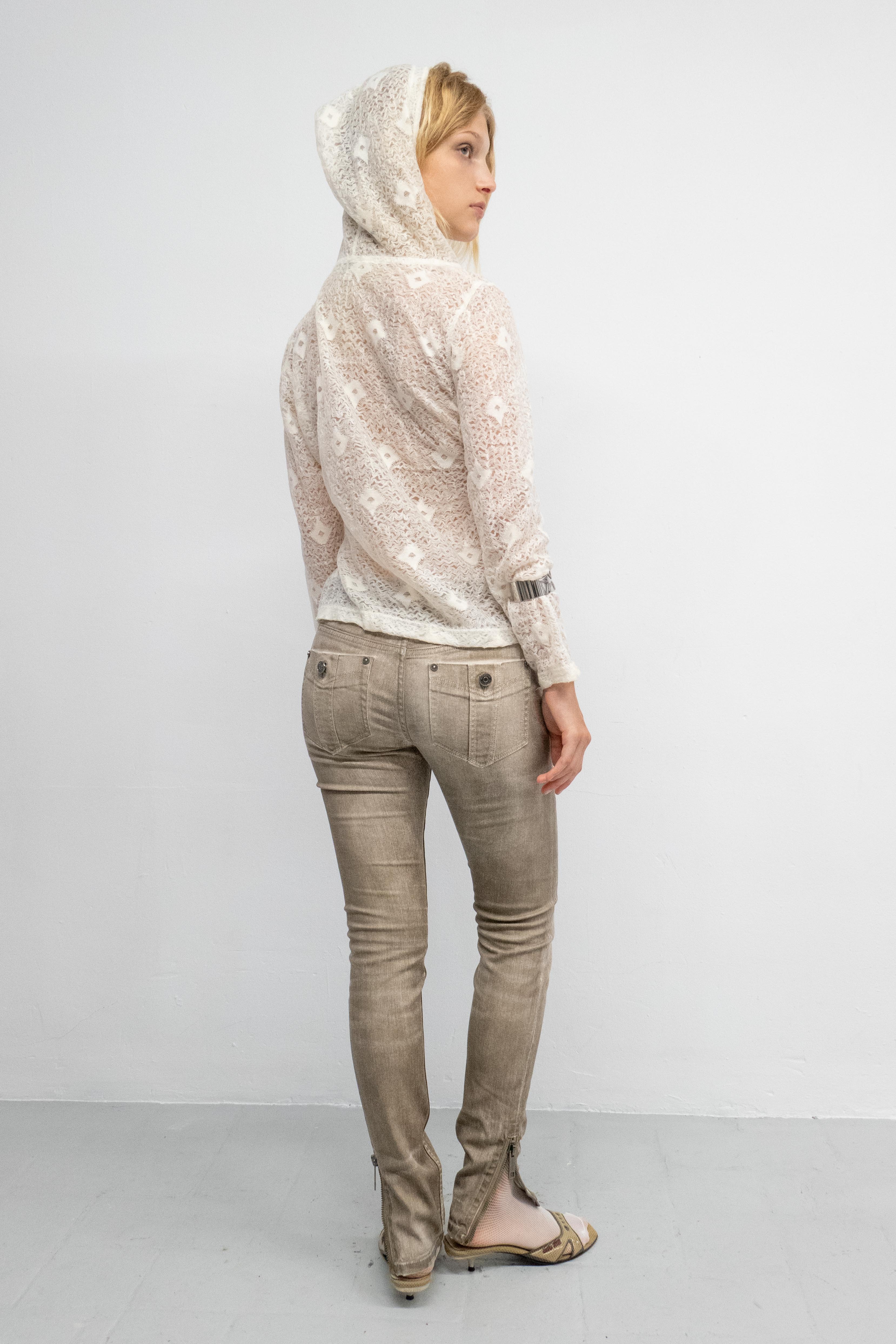 KNITTED HOODED SHEER TOP