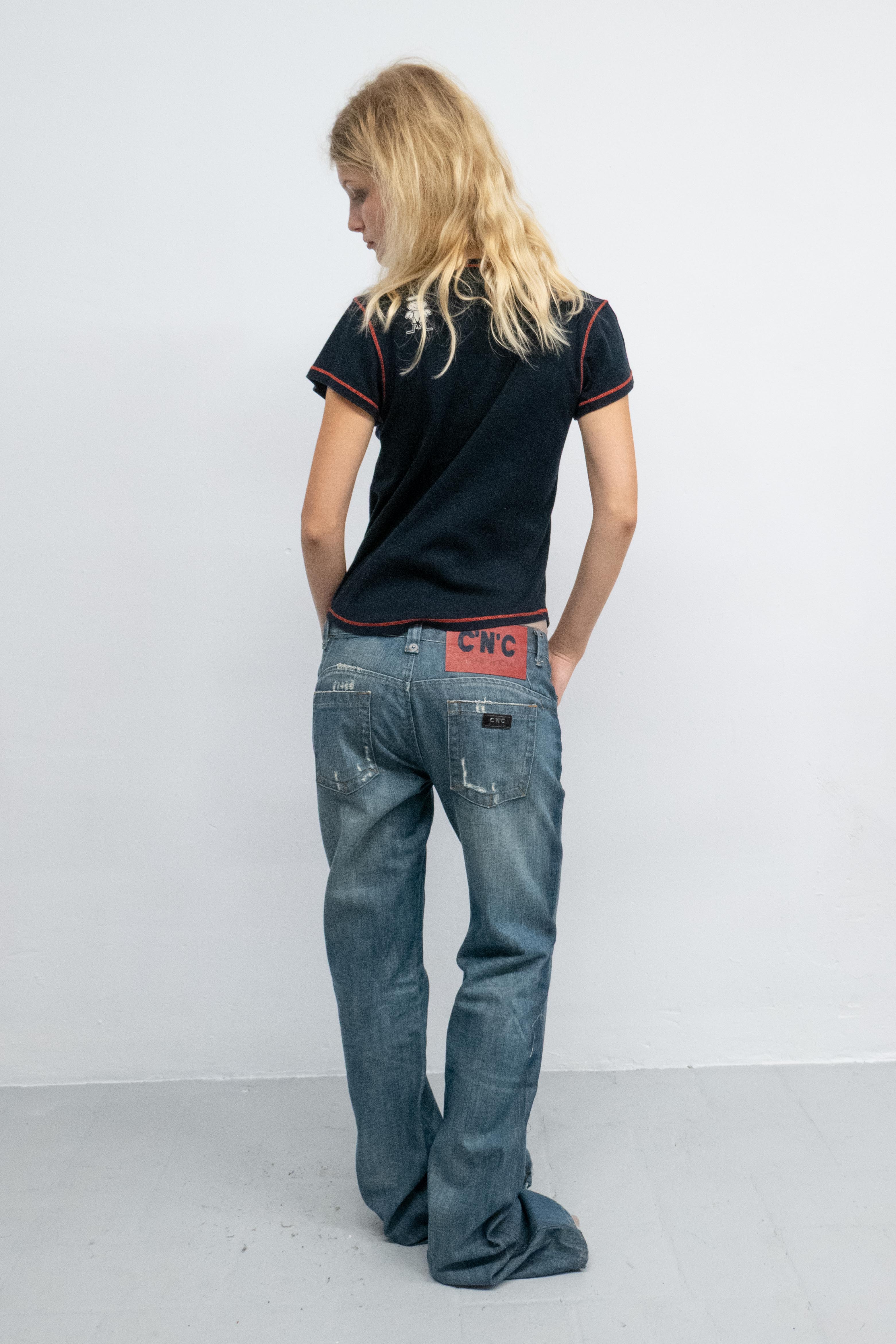 WASHED PATCH DENIM JEANS