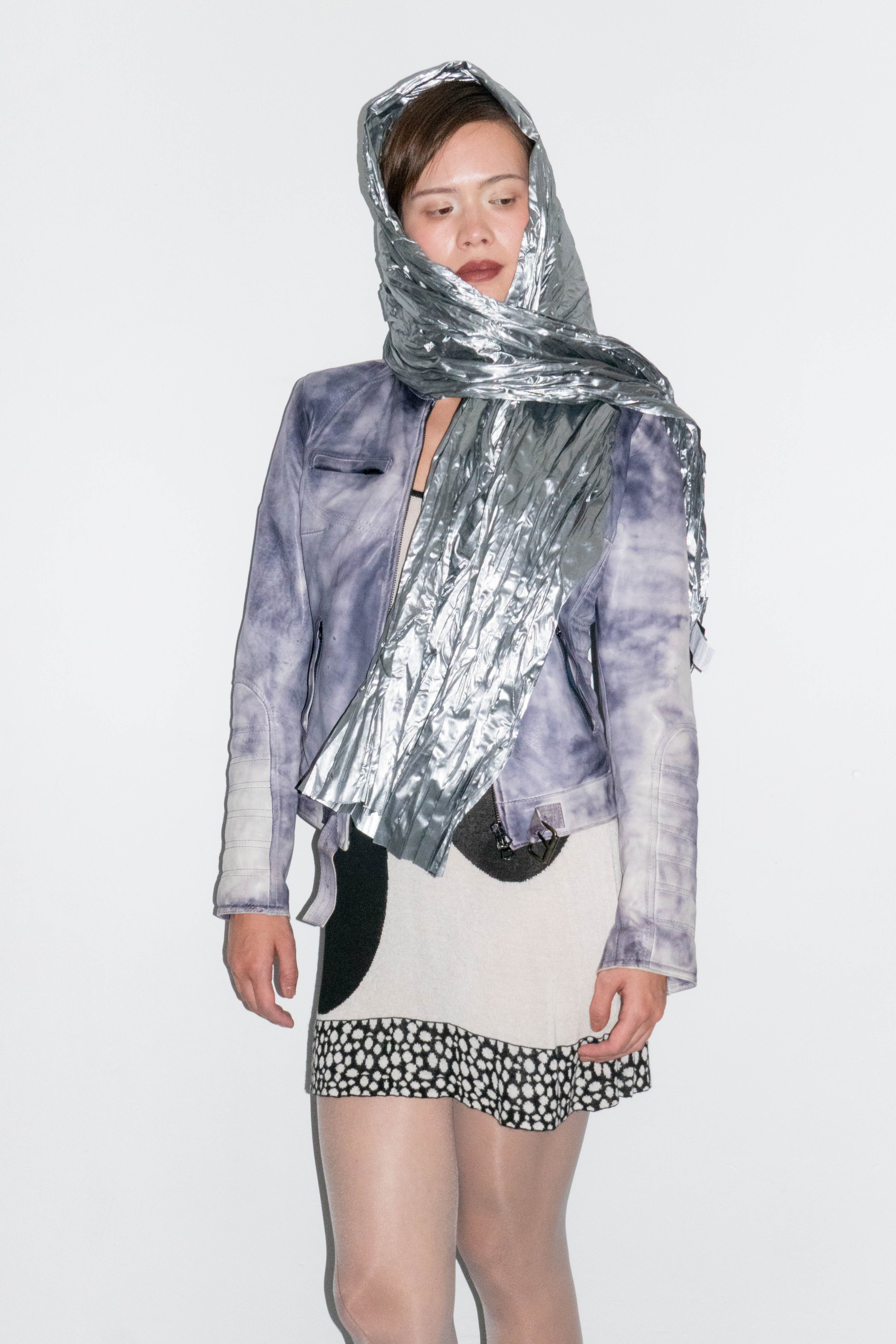 SILVER METALLIC SCARF