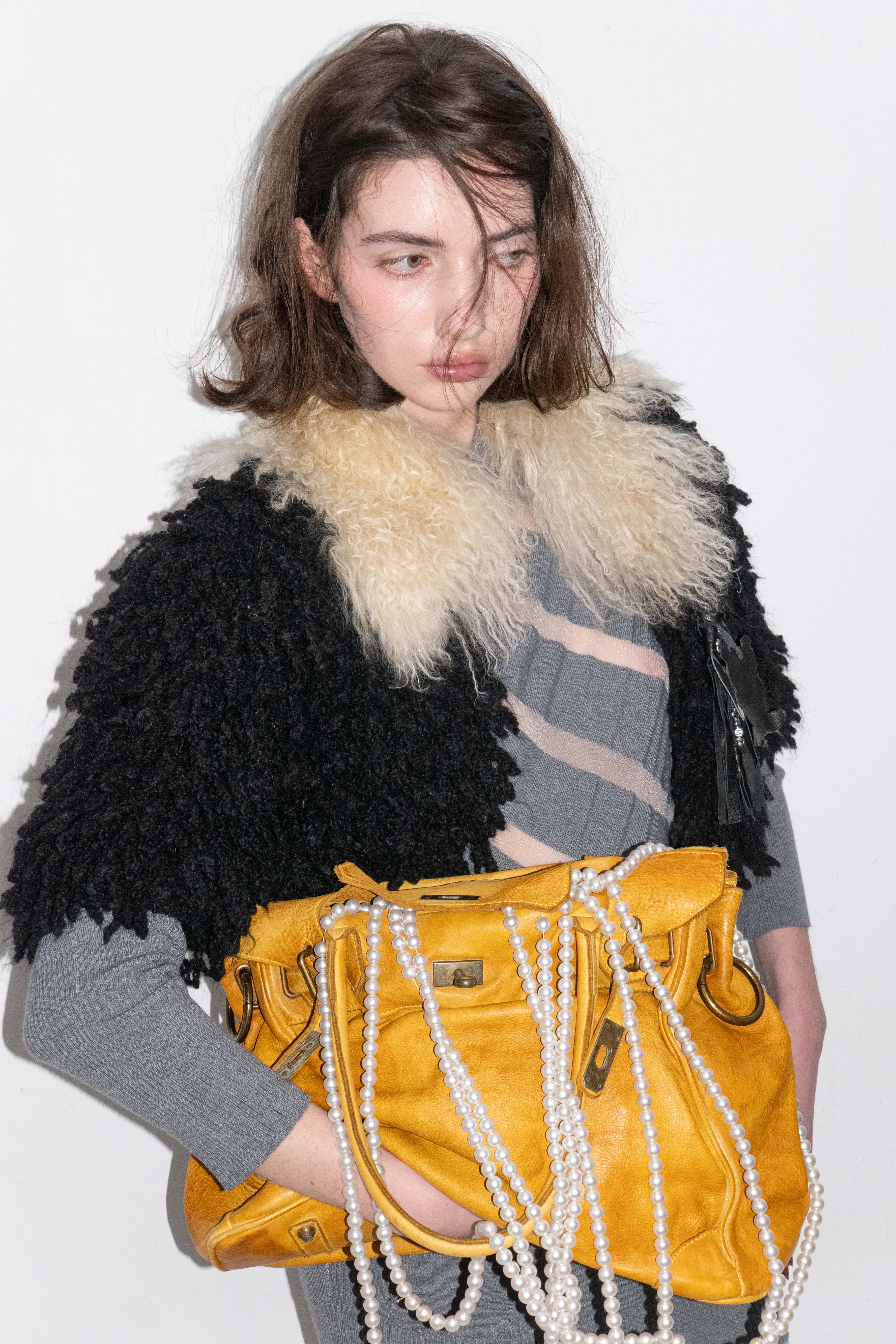 WASHED MUSTARD FIRKIN LEATHER HANDBAG