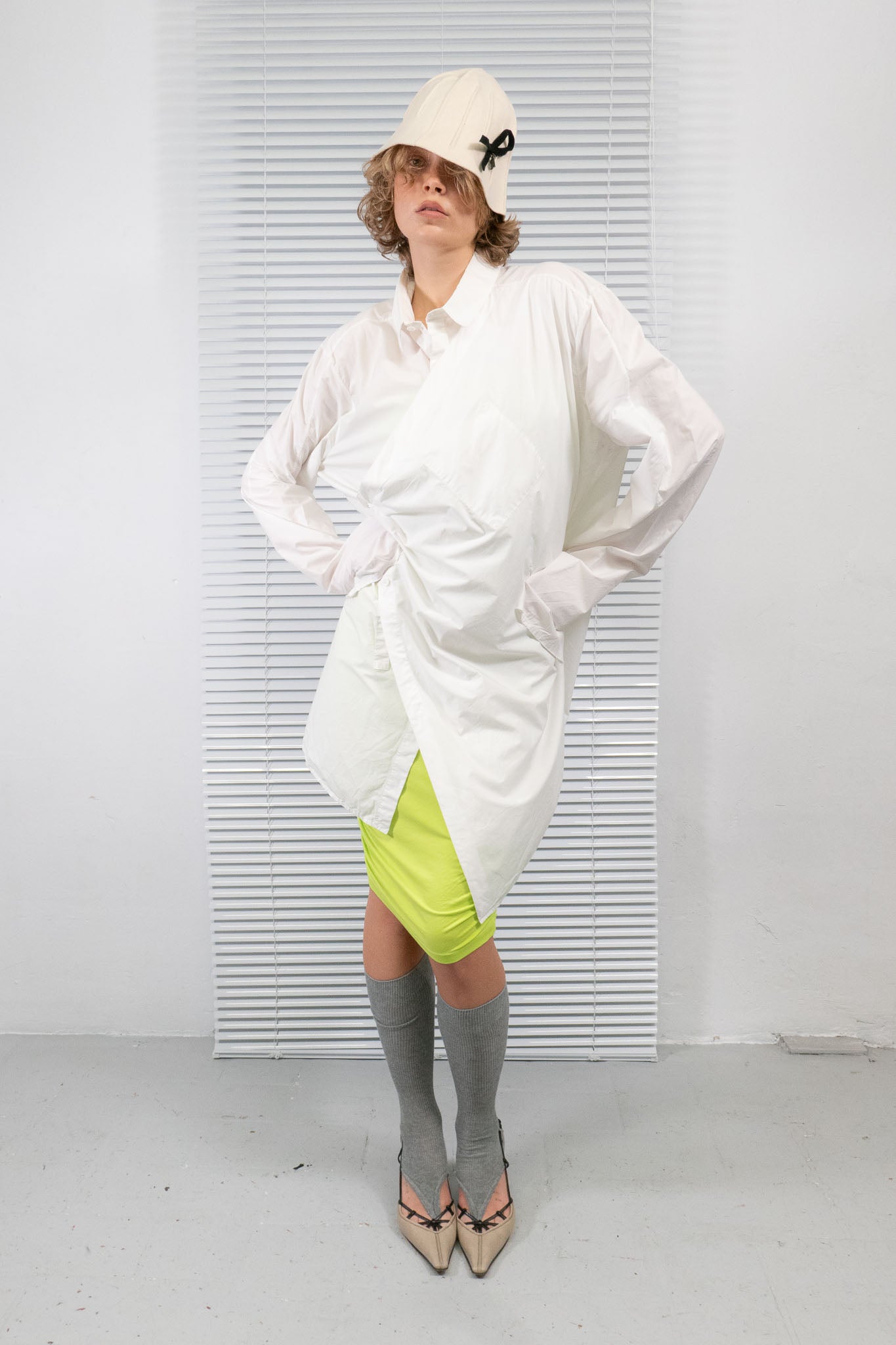 LOST & FOUND WHITE OVERSIZED SHIRT