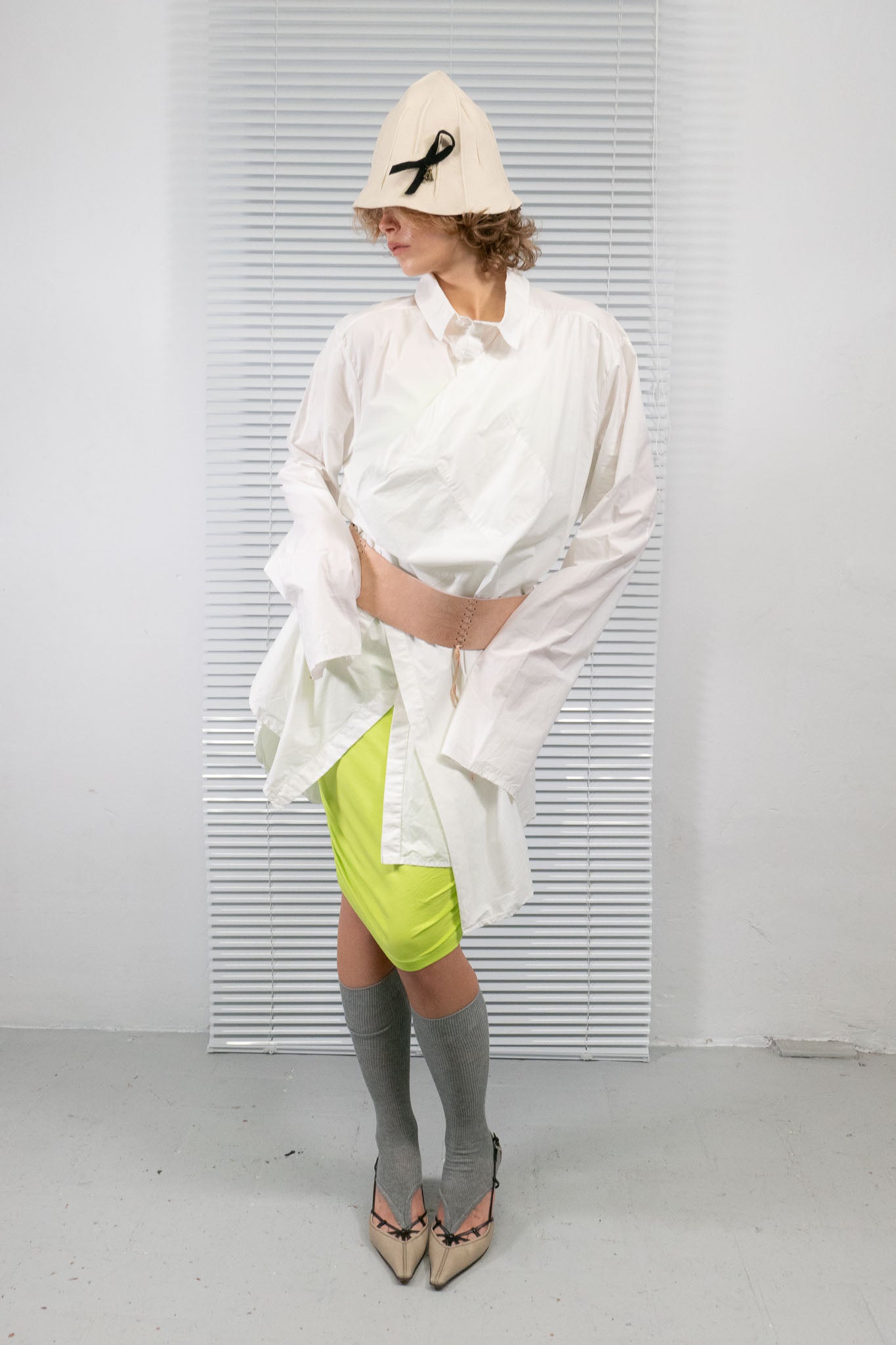 LOST & FOUND WHITE OVERSIZED SHIRT