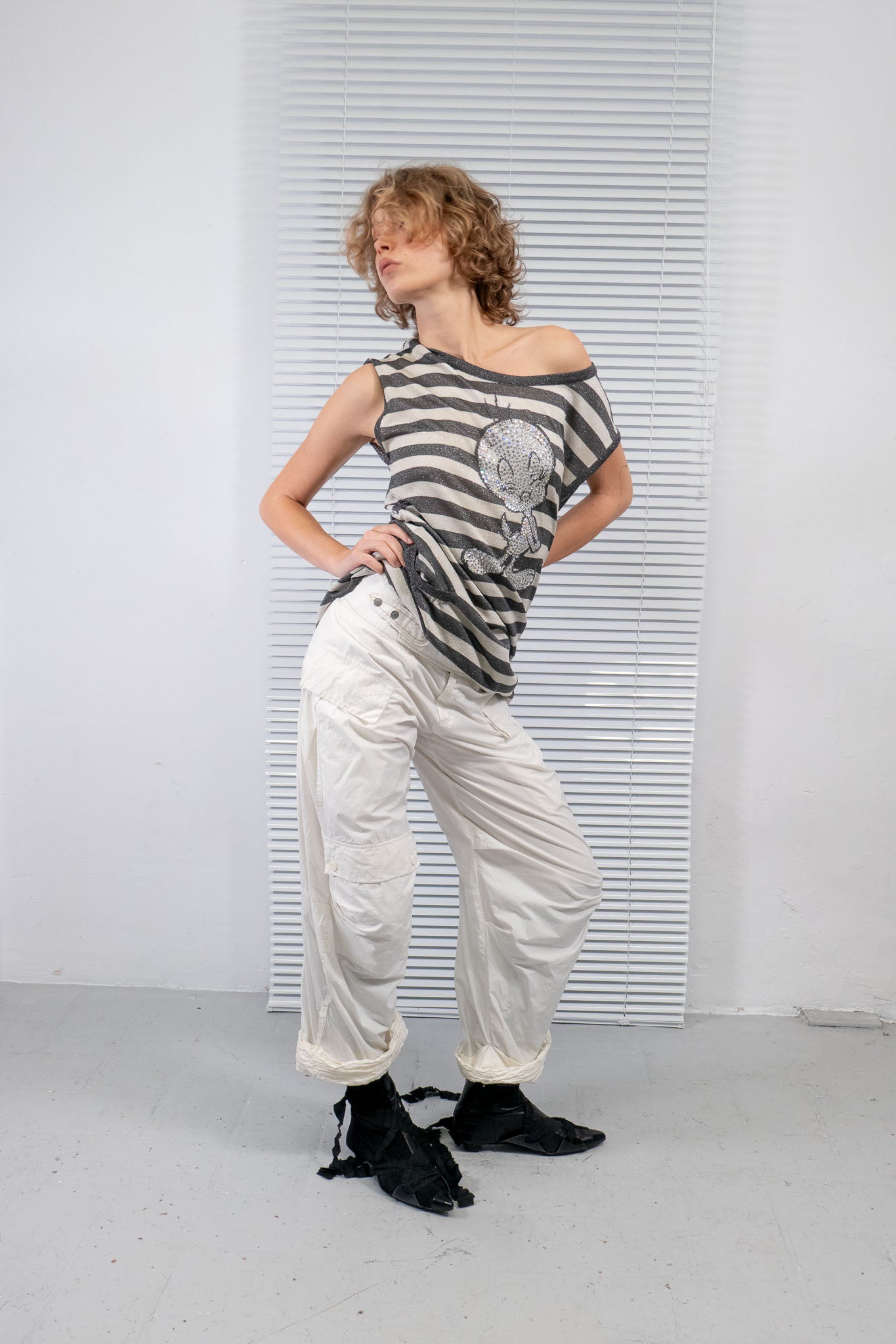 M+FG WHITE PUFFED PARACHUTE PANTS