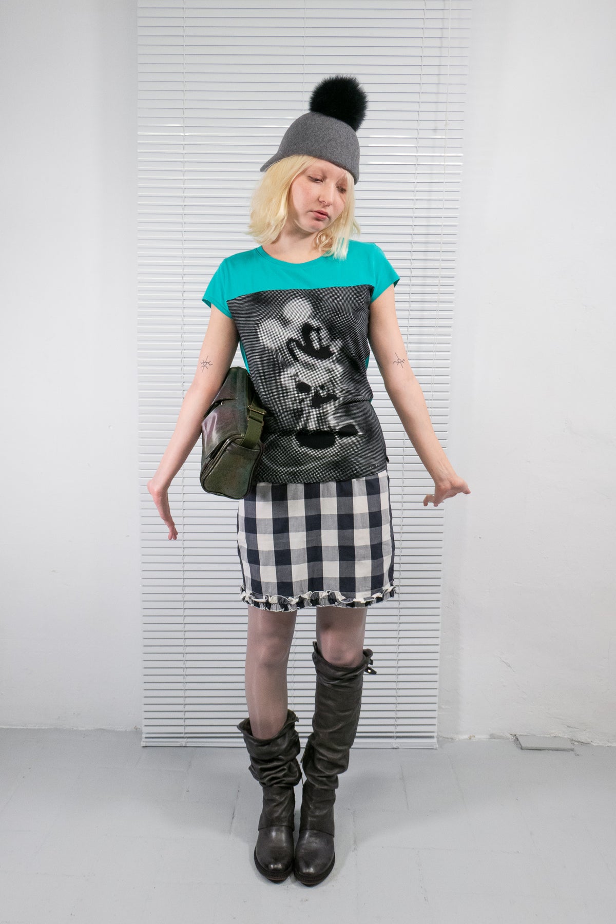 ICEBERG MICKEY MOUSE GRAPHIC TOP