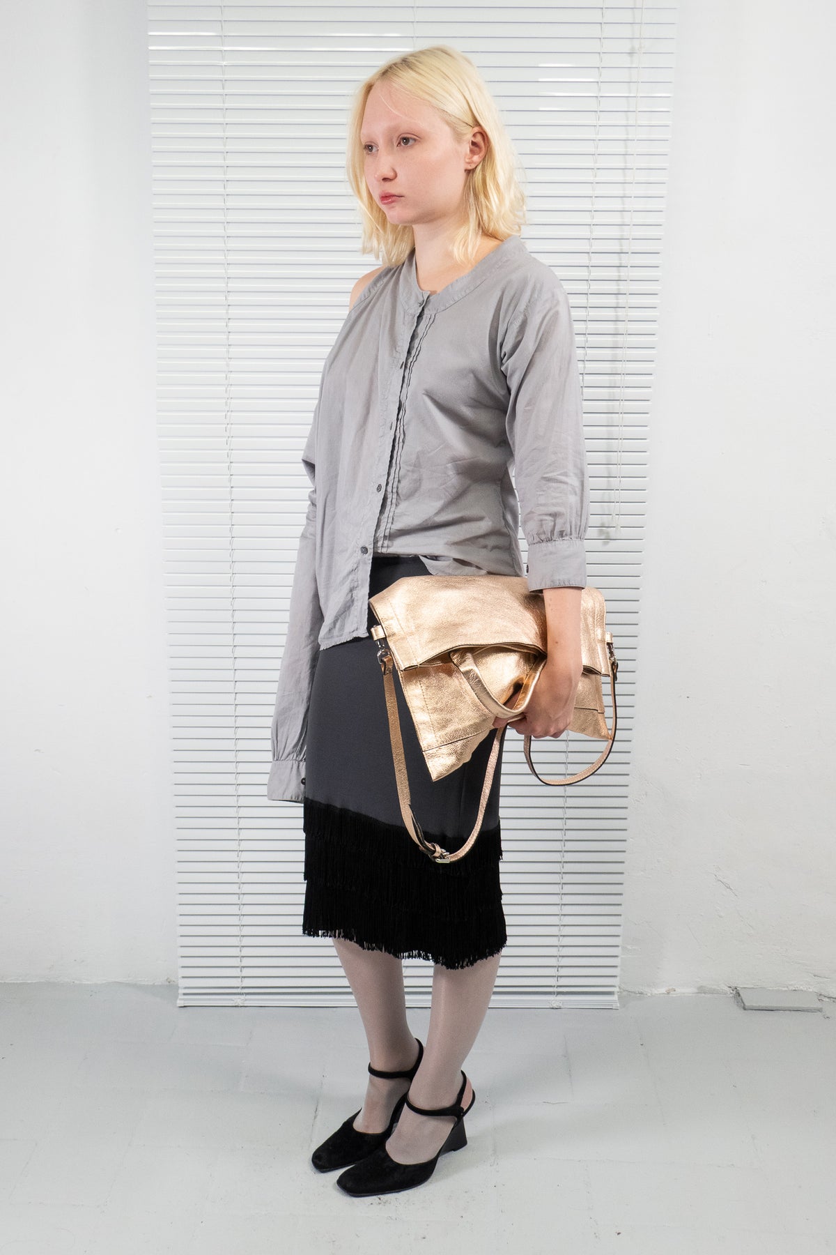 INTREND METALLIC BRONZE LEATHER SHOULDER BAG