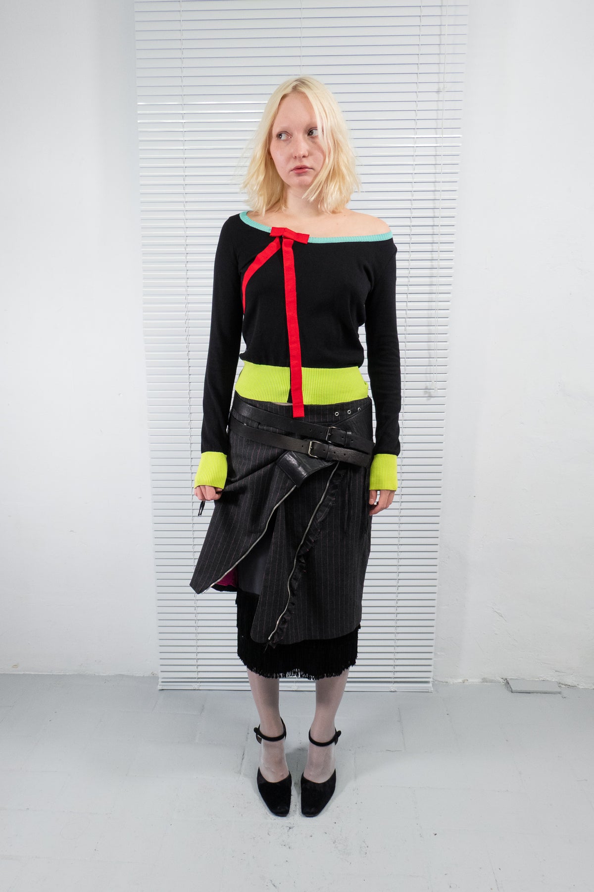 MOSCHINO COLOR BLOCK BOW KNIT TOP