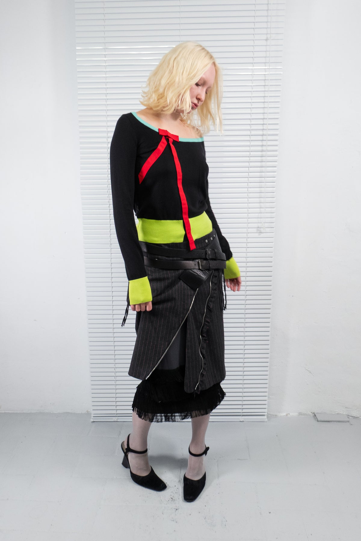 MOSCHINO COLOR BLOCK BOW KNIT TOP