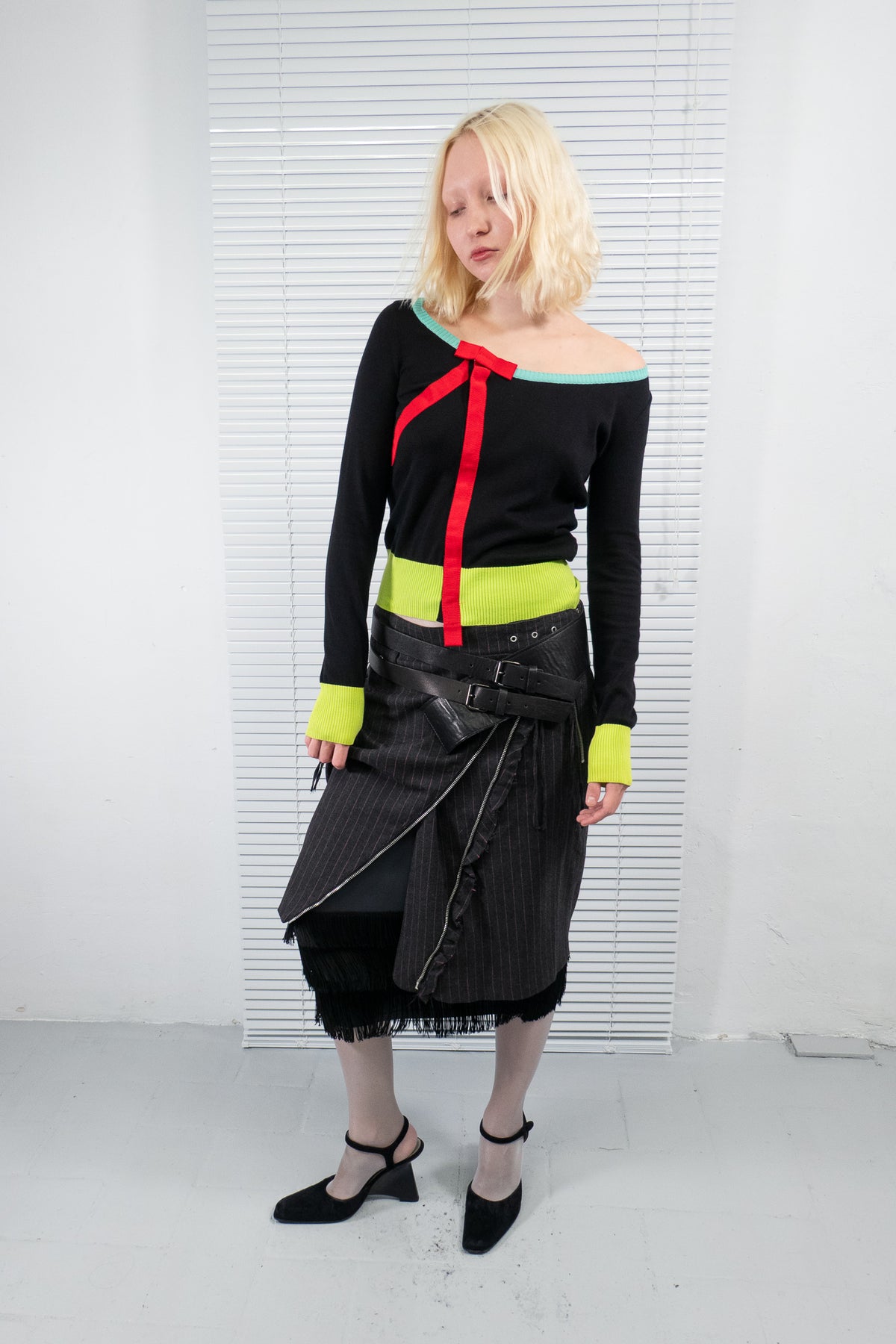 MOSCHINO COLOR BLOCK BOW KNIT TOP